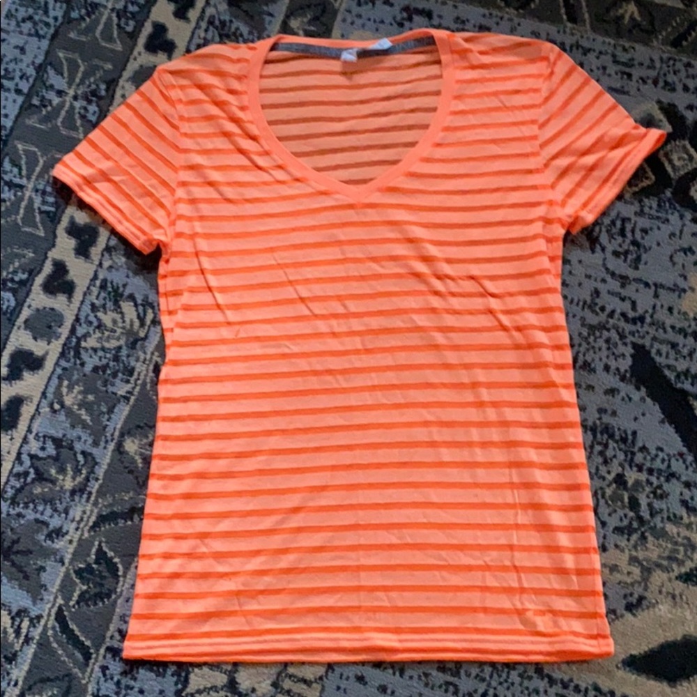 Under Armour T-shirt